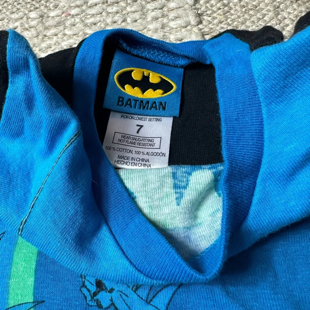 Boys Size 7 Batman Two Piece Short Sleeve Pajama Black Blue And Teal Superhero